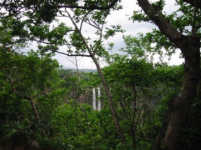 Cascades Chamarel 2.jpg